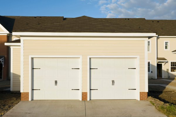 townhouse-garages-2022-03-04-02-23-13-utc (1)